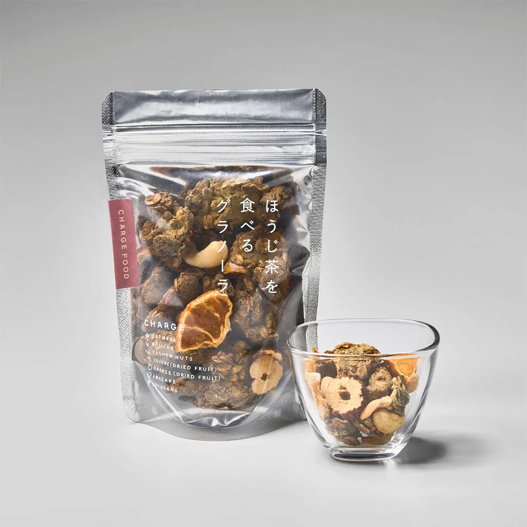 charge ほうじ茶を食べるグラノーラ